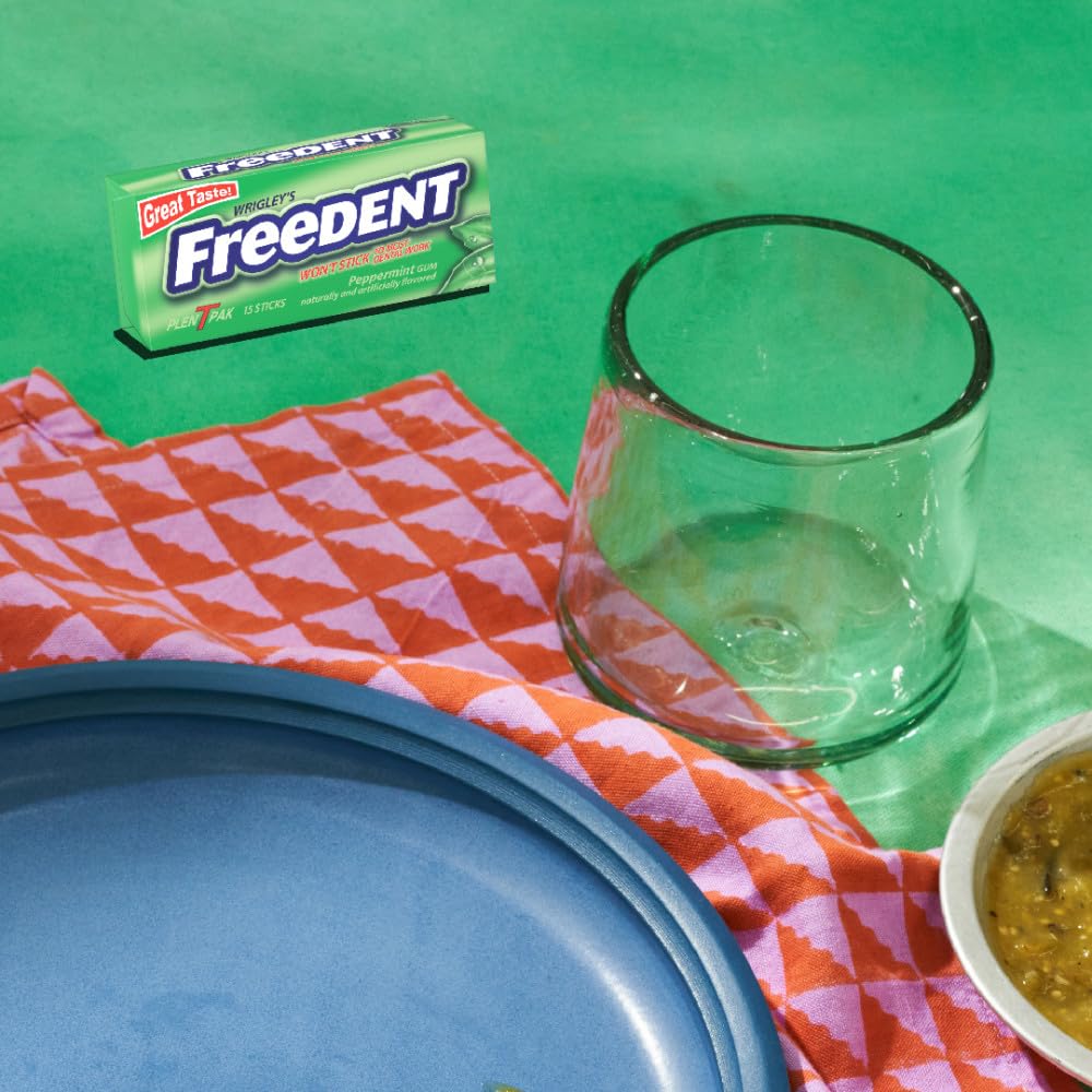 FREEDENT Peppermint Chewing Gum, 15 Stick (Pack of 12)