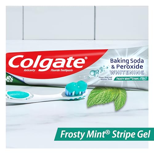 Colgate Max Fresh Toothpaste with Mini Breath Strips - Whitening Formula