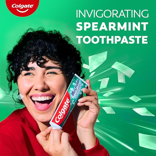 Colgate Max Fresh Whitening Toothpaste with Mini Strips